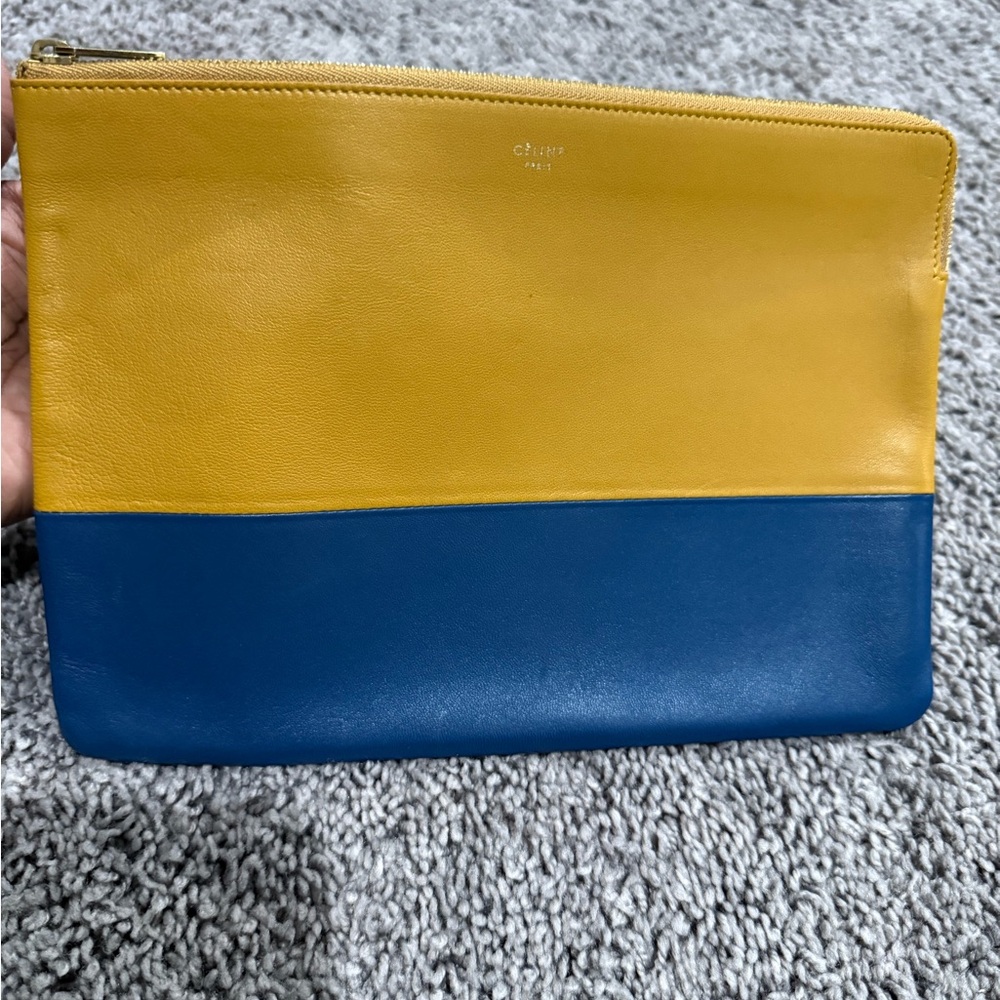 Preloved Celine Gold Leather Clutch - Picture 3 of 6